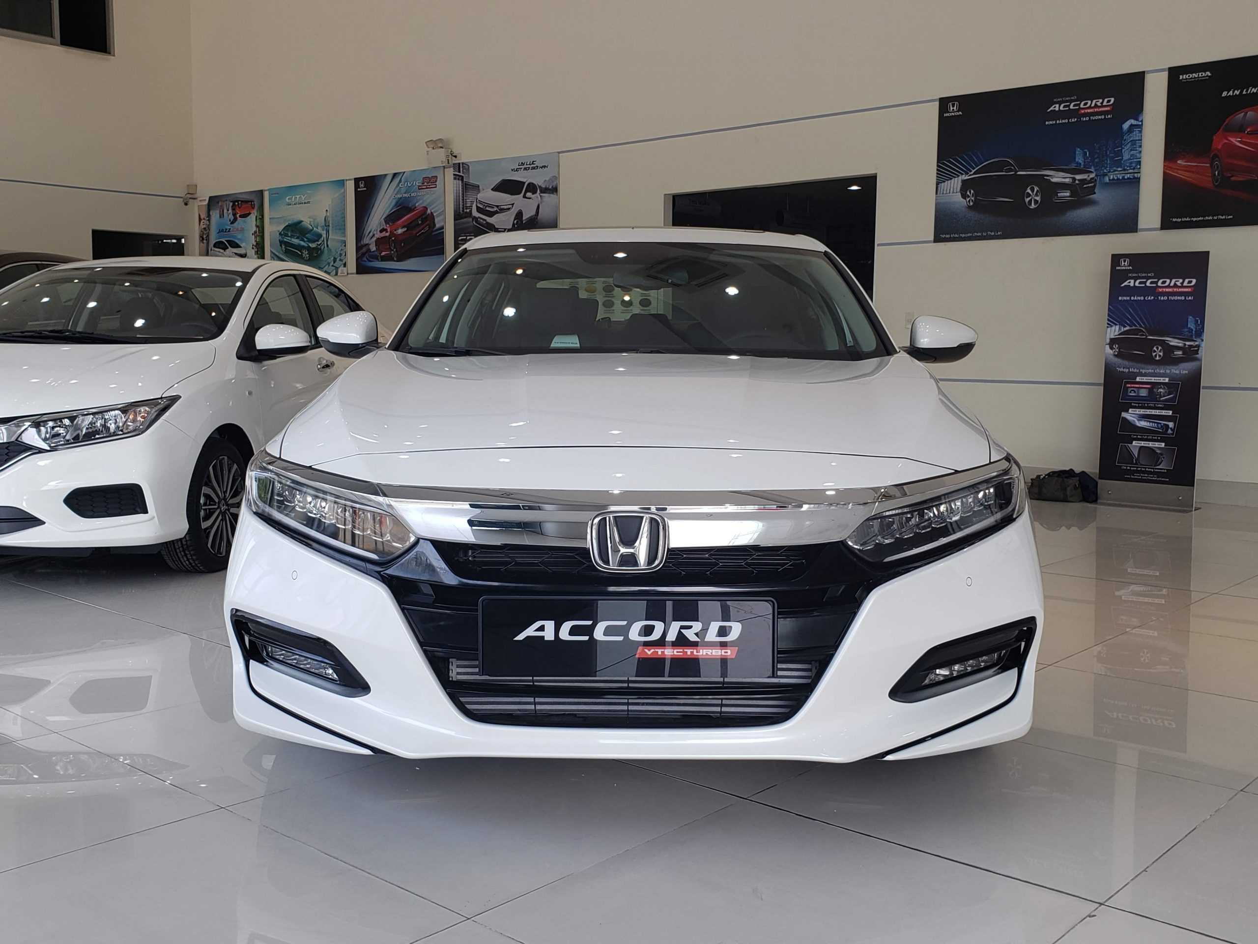 Honda Accord 2024 3