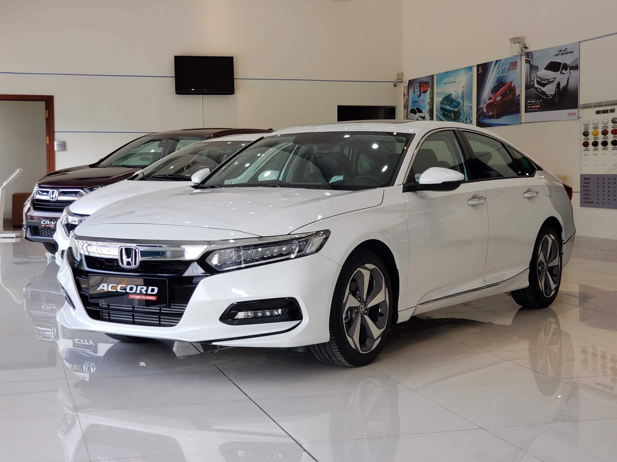 Honda Accord 2024 1