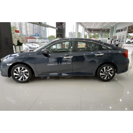 Honda Civic 1.8 E 2019 4